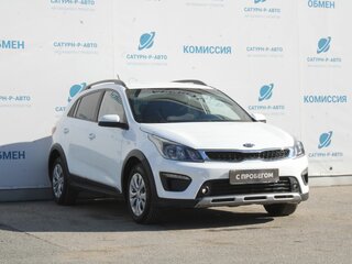2018 Kia Rio X-Line IV, белый, 1300000 рублей, вид 3