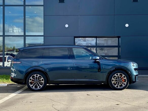 2025 Lynk & Co 900, синий, 8190000 рублей - вид 1