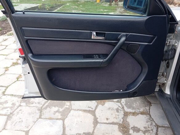1991 Audi 100 IV (C4), серебристый, 320000 рублей - вид 9