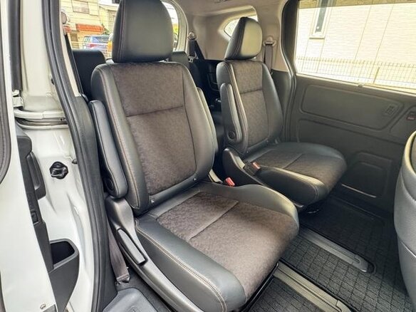 2020 Honda Freed II Рестайлинг, белый, 1205000 рублей - вид 9