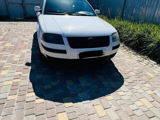 2003 Volkswagen Passat B5 Рестайлинг, белый, 450000 рублей, вид 3
