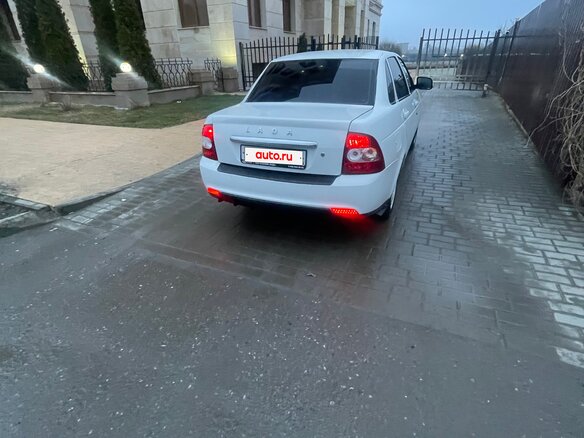 2012 Lada (ВАЗ) Priora I, белый, 360000 рублей - вид 3