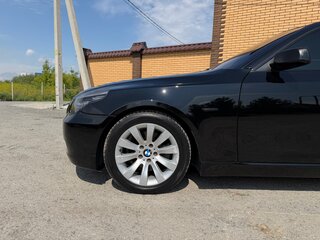 2007 BMW 5 серии 520i V (E60/E61) Рестайлинг, чёрный, 1150000 рублей, вид 5