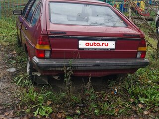 1983 Volkswagen Passat 5-speed B2, красный, 150000 рублей, вид 5