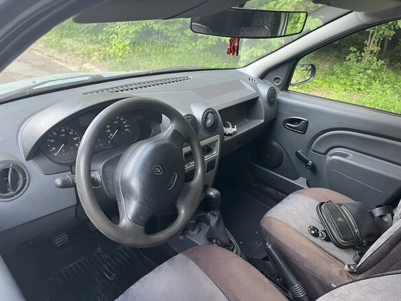 2006 Renault Logan I, зелёный - вид 4