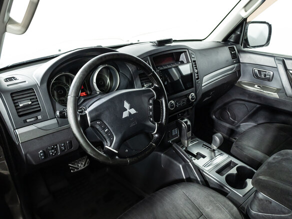 2011 Mitsubishi Pajero IV Рестайлинг 1, коричневый, 1549585 рублей - вид 10