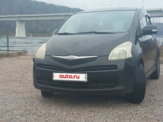 2006 Toyota Ractis I, чёрный, 500000 рублей, вид 5