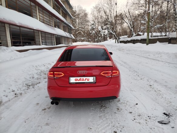 2010 Audi A4 IV (B8), красный, 875000 рублей - вид 5