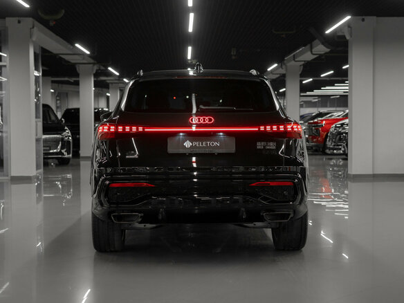 2026 Audi Q5 L III (GU), чёрный, 6350000 рублей - вид 5
