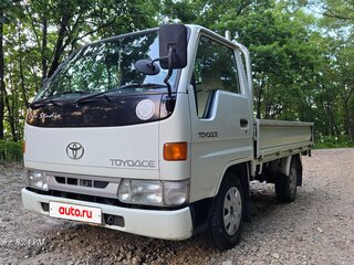 2000 Toyota Dyna, белый, 1300000 рублей, вид 2