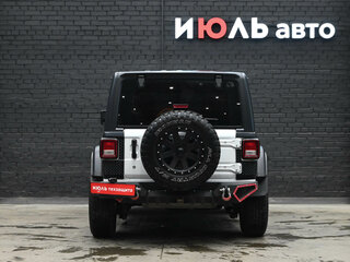 2021 Jeep Wrangler IV (JL), белый, 3955000 рублей, вид 5