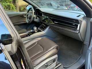 2020 Audi Q8 45 TDI I (4M), чёрный, 8450000 рублей, вид 4