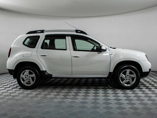 2017 Renault Duster I Рестайлинг, белый, 1657000 рублей, вид 4
