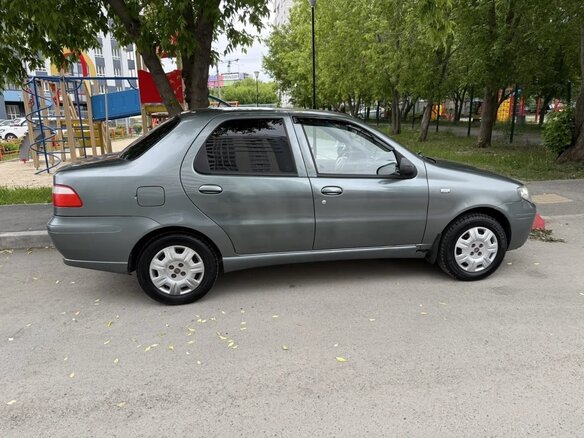 2011 Fiat Albea I Рестайлинг, серый, 340000 рублей - вид 2