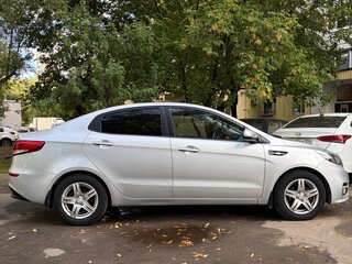 2015 Kia Rio III Рестайлинг, серый, 1100000 рублей, вид 2