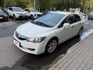 2009 Honda Civic VIII Рестайлинг, белый, 850000 рублей, вид 2
