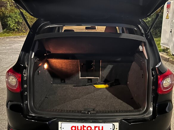 2011 Volkswagen Tiguan I, чёрный, 780000 рублей - вид 9