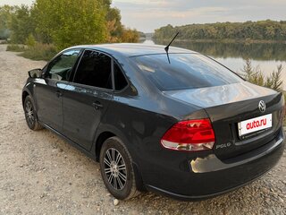 2015 Volkswagen Polo V Рестайлинг, серый, 1020000 рублей, вид 4
