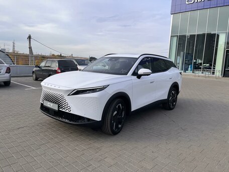 Omoda C7