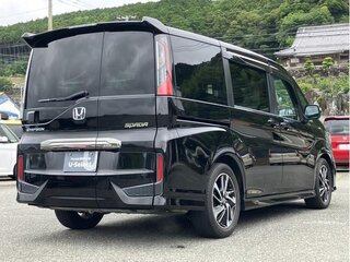 2021 Honda Stepwgn Spada V Рестайлинг, чёрный, 1780000 рублей, вид 4