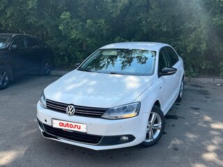 2013 Volkswagen Jetta VI, белый, 700000 рублей, вид 1