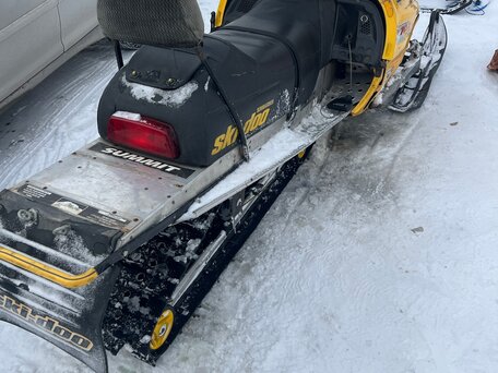 2000 BRP Ski-Doo Summit 700, жёлтый, 350000 рублей, вид 2