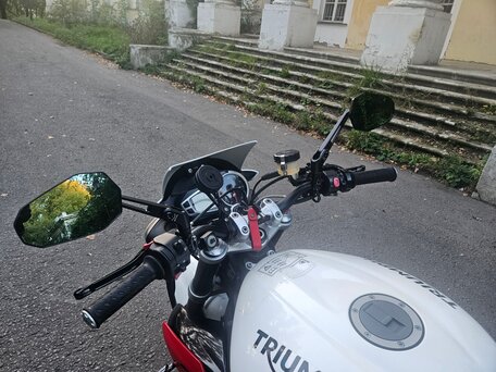 2015 Triumph Street Triple, белый, 720000 рублей, вид 5