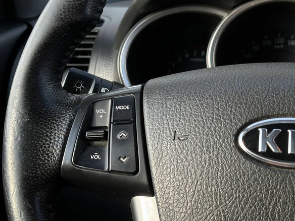 2009 Kia Sorento II, серый - вид 19