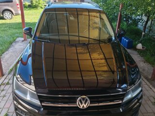 2017 Volkswagen Tiguan II, чёрный, 1980000 рублей, вид 1