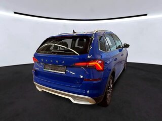 2022 Skoda Kamiq I, синий, 1832000 рублей, вид 2