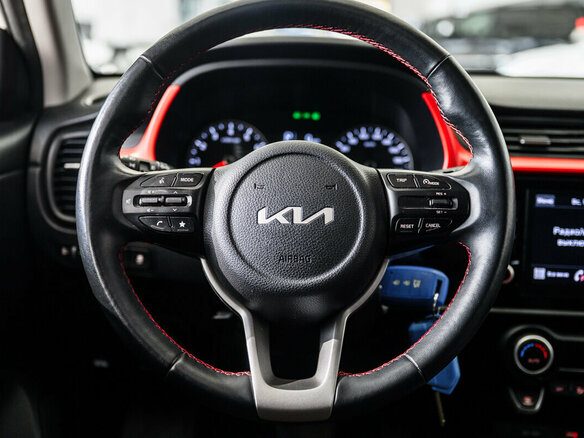 2022 Kia Rio X IV Рестайлинг, белый, 1850000 рублей - вид 13