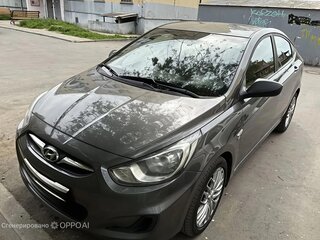 2012 Hyundai Solaris I, серый, 950000 рублей, вид 1