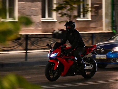 2007 Honda CBR 1000 RR/RA Fireblade, красный, 630000 рублей, вид 1
