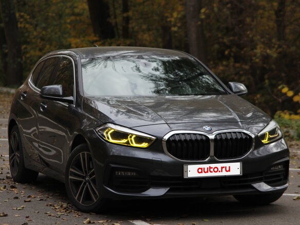 2021 BMW 1 серии 116d III (F40), серый, 1870000 рублей