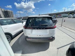 2026 Toyota RAV4 V (XA50), белый, 3334444 рублей, вид 3