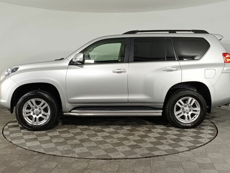 2010 Toyota Land Cruiser Prado 150 Series, серебристый, 2265000 рублей, вид 4