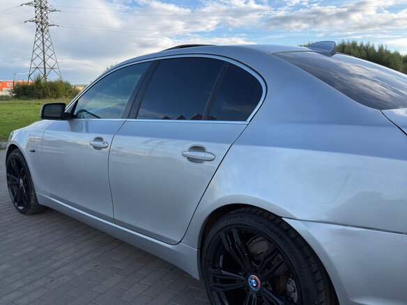 2008 BMW 5 серии 528i V (E60/E61) Рестайлинг, серый - вид 14