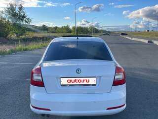 2012 Skoda Octavia RS II Рестайлинг, белый, 1480000 рублей, вид 4