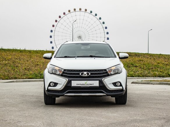2018 Lada (ВАЗ) Vesta SW Cross I, белый, 1200000 рублей - вид 2