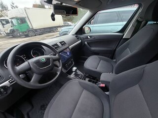 2011 Skoda Yeti I, коричневый, 710000 рублей, вид 2