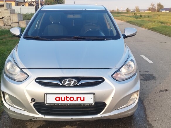 2011 Hyundai Solaris I, серебристый