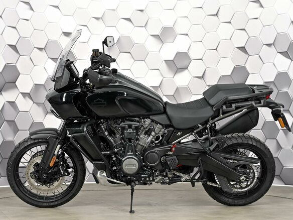 2021 Harley-Davidson Pan America Special, чёрный, 1259000 рублей - вид 3
