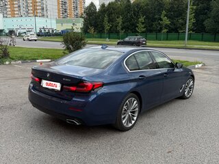 2020 BMW 5 серии 530i xDrive VII (G30/G31/G38) Рестайлинг, синий, 3700000 рублей, вид 3