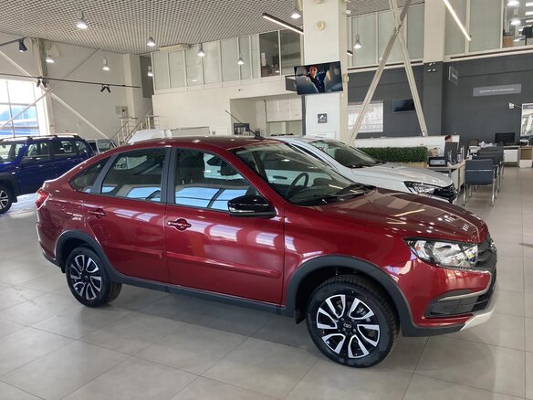 2026 Lada (ВАЗ) Granta Active Cross I Рестайлинг, красный
