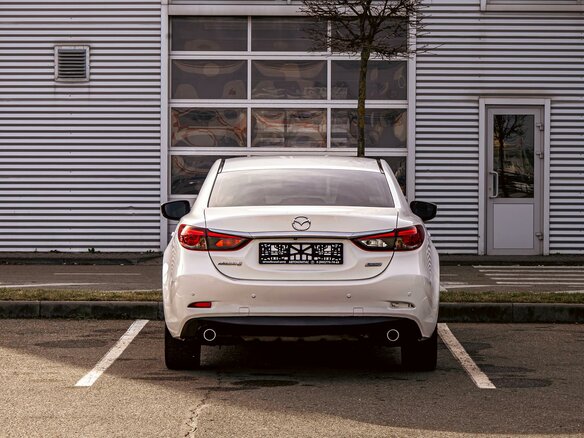 2017 Mazda 6 III (GJ) Рестайлинг, белый, 1545000 рублей - вид 20