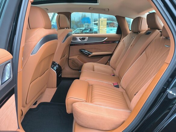 2024 Hongqi H9 I Рестайлинг, чёрный, 6490000 рублей - вид 26