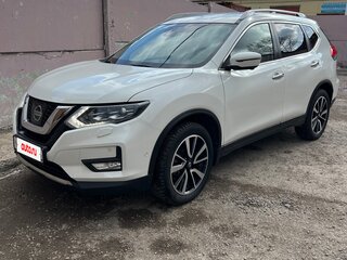 2019 Nissan X-Trail III Рестайлинг, белый, 2400000 рублей, вид 3