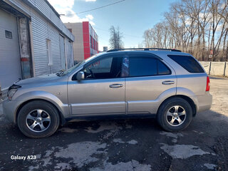 2008 Kia Sorento I Рестайлинг, серебристый, 850000 рублей, вид 3