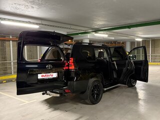 2021 Toyota Land Cruiser Prado 150 Series Рестайлинг 3, чёрный, 6550000 рублей, вид 4