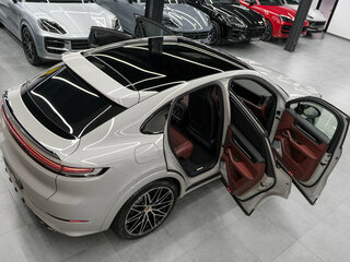 2026 Porsche Cayenne Coupé III Рестайлинг, серый, 20990000 рублей, вид 5